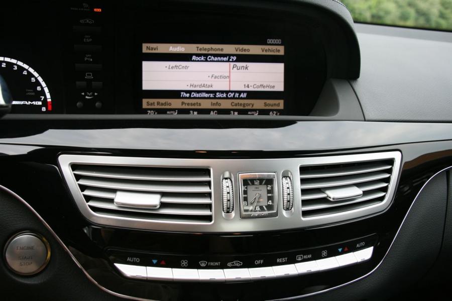  Mercedes-Benz S63 AMG 2008 года  (фото 20 из 42)